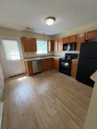 Building Photo - 1116 Pueblo Dr