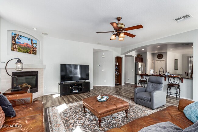 Building Photo - 4371 E Turnberry Ct
