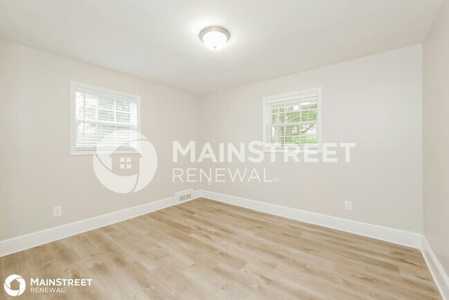Building Photo - 2997 Avalee St