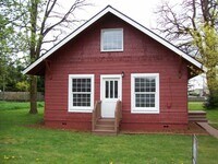 Building Photo - STATUS: AVAILABLE | R25 | $1395
