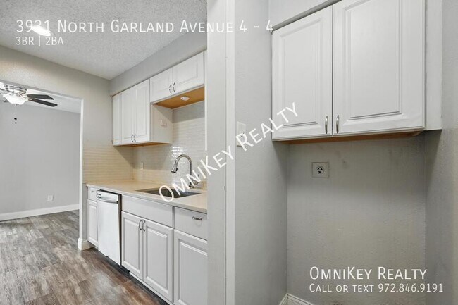 Building Photo - 3931 N Garland Ave