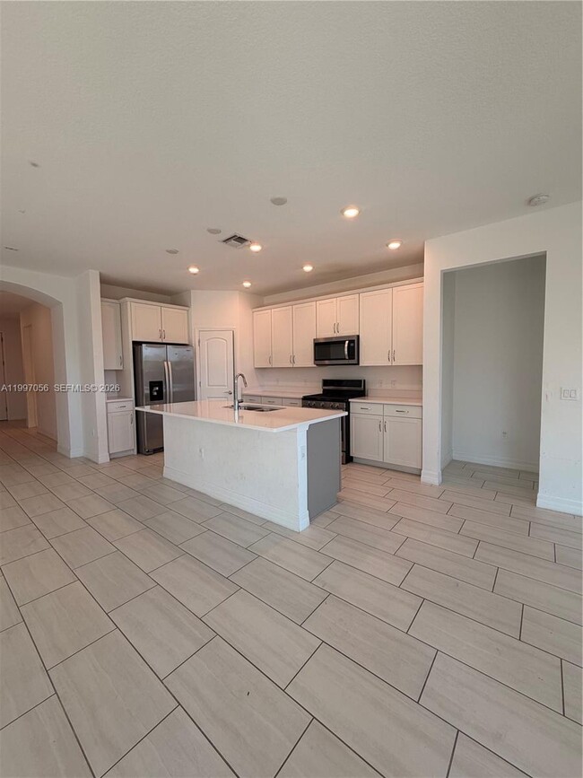 Building Photo - 5026 Piaffe Dr