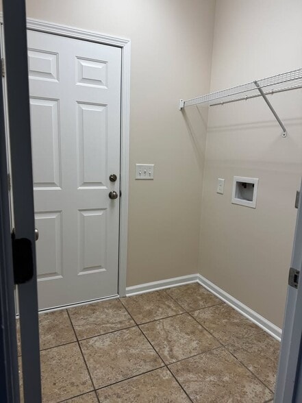 Laundry Room - 10 Wyndham Dr