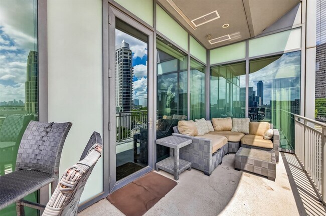 Building Photo - 1600 Post Oak Blvd