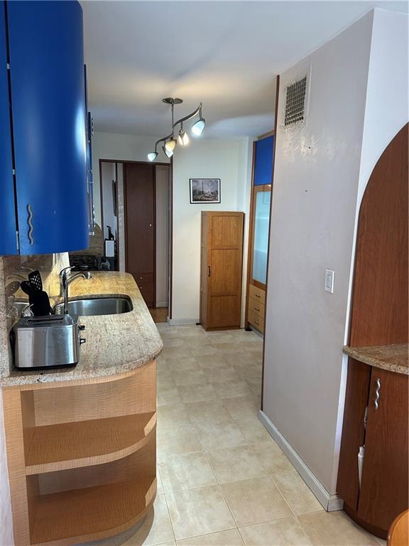 Building Photo - 35 Seacoast Terrace