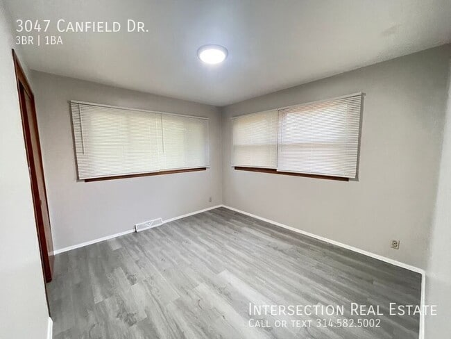 Building Photo - 3047 Canfield Dr
