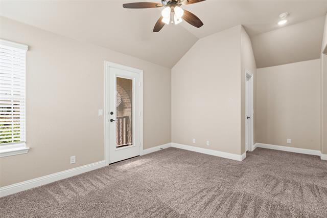 Building Photo - 717 Staghorn St