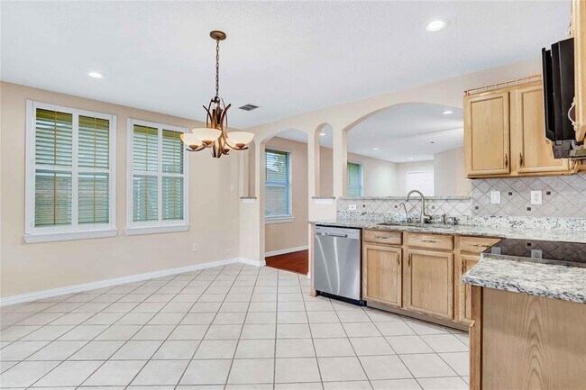 Building Photo - 1007 Lowndes Ln