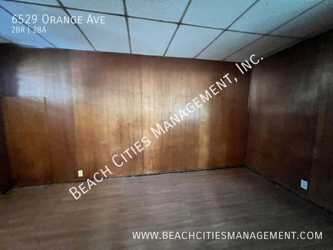 Building Photo - Large 2 Bedroom Home In North Long Beach