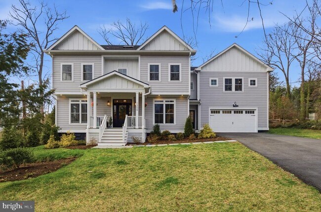 Building Photo - 1304 Gahant Rd