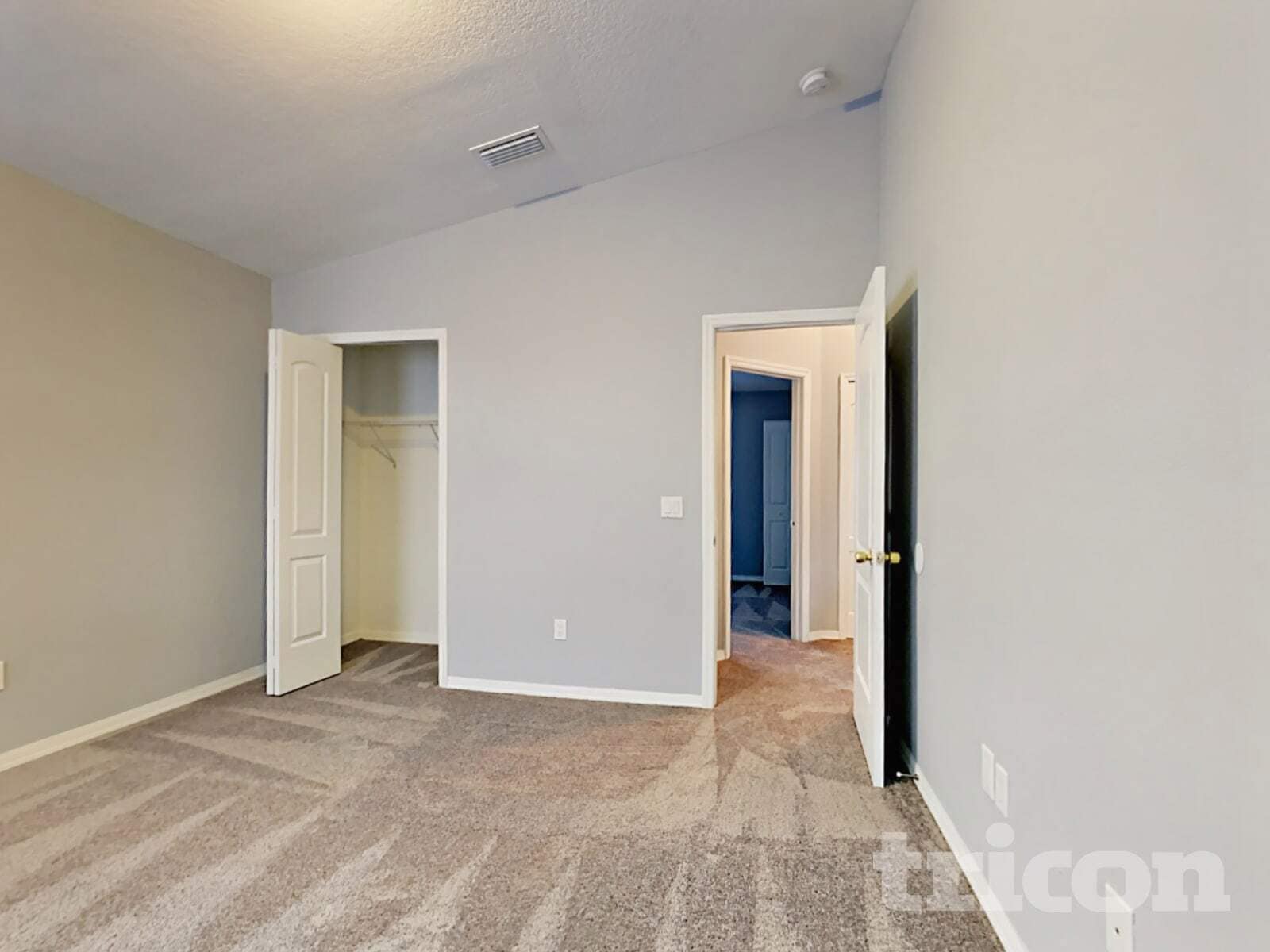 Building Photo - 8405 Quarter Horse Dr