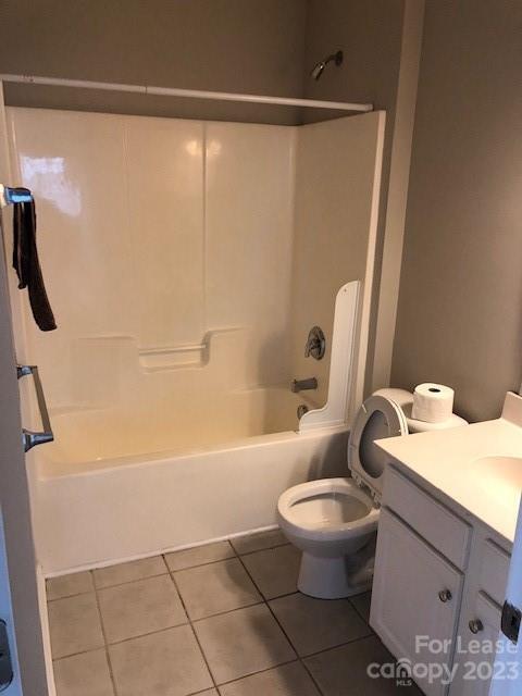 Building Photo - Spacious 5-Bedroom, 3-Bathroom Home Ideal ...