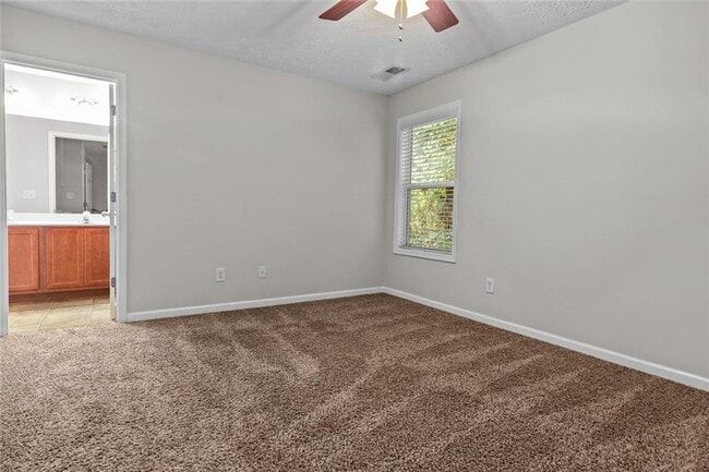 Building Photo - 1483 Little Creek Dr