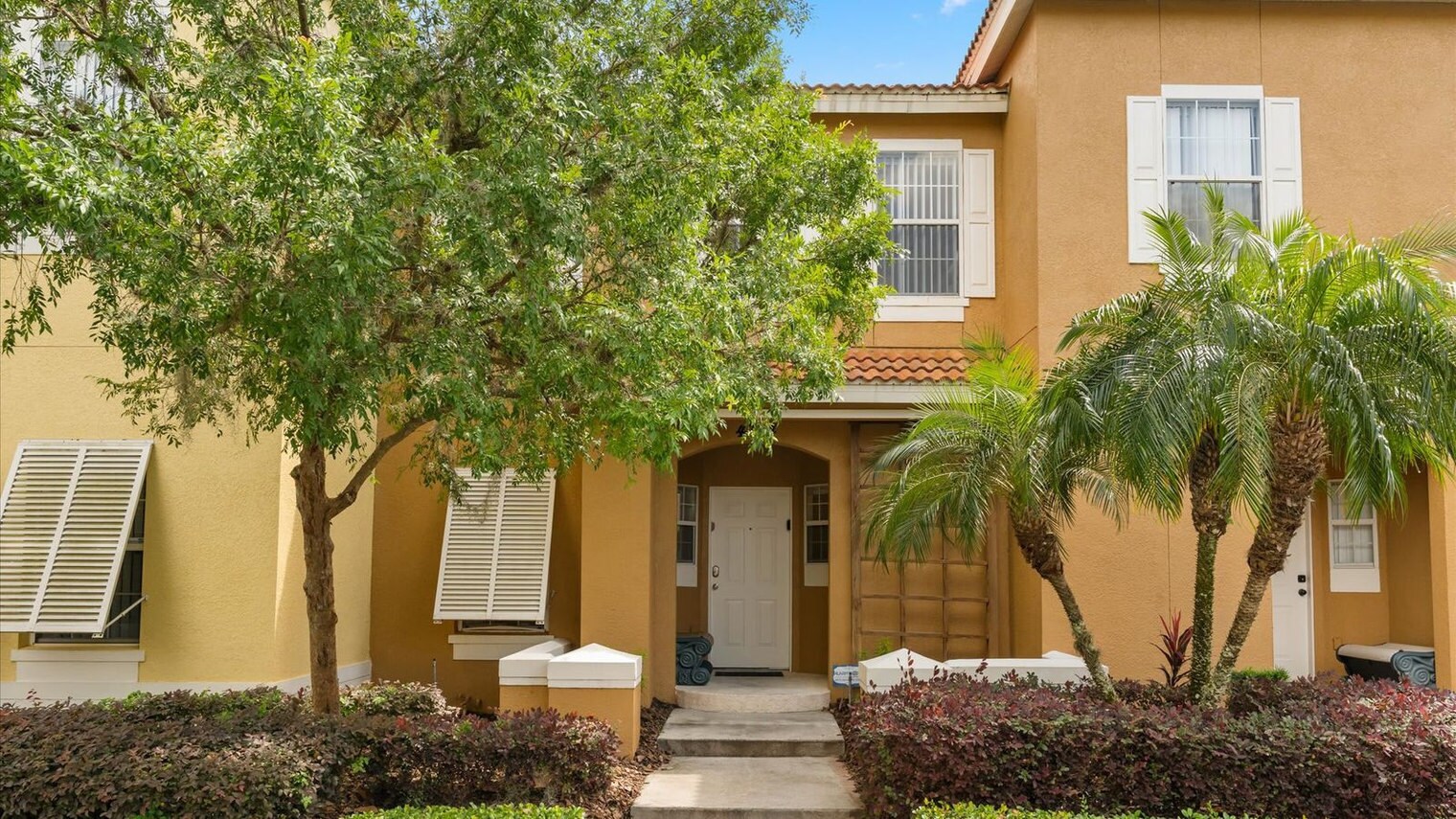 Building Photo - 4754 Vero Beach Pl