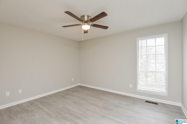 Building Photo - 1729 Timbercrest Cir