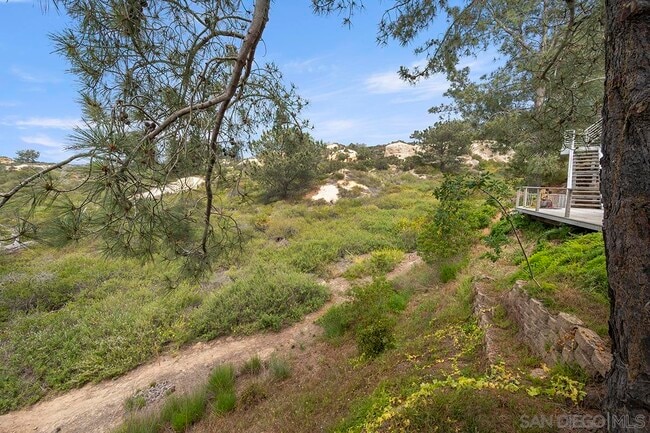 Building Photo - 13070 Via Grimaldi