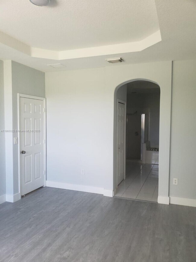 Building Photo - 8478 SW 166th Pl