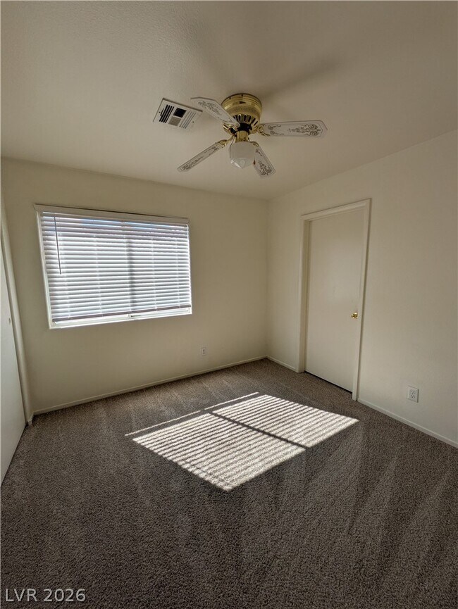 Building Photo - 2462 Cavern Cove Way