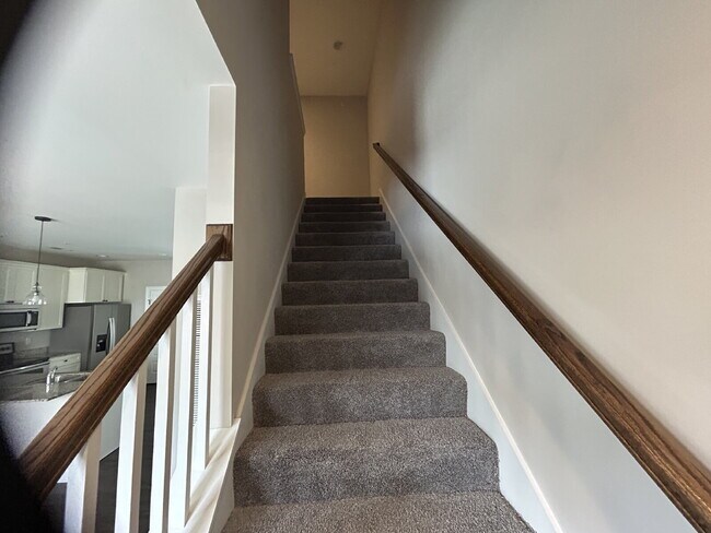 Building Photo - New Townhomes Near TTU!