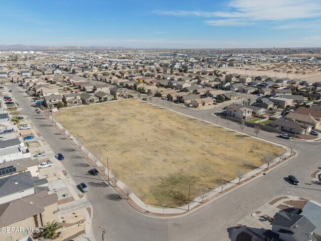 Building Photo - 14447 Onnie Kirk Ave