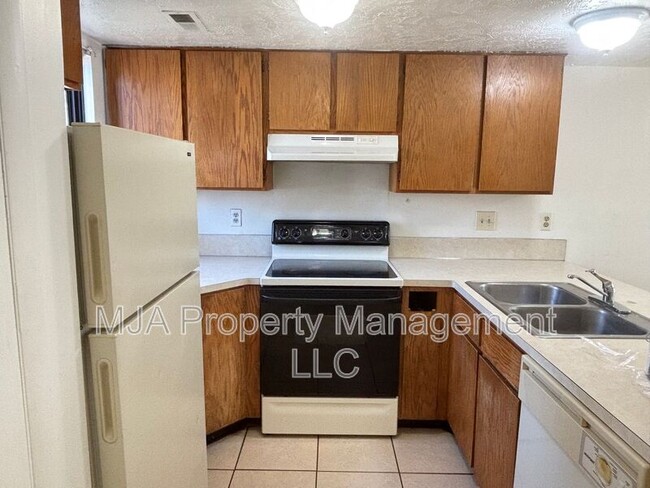 Building Photo - 1145 W 1600 N