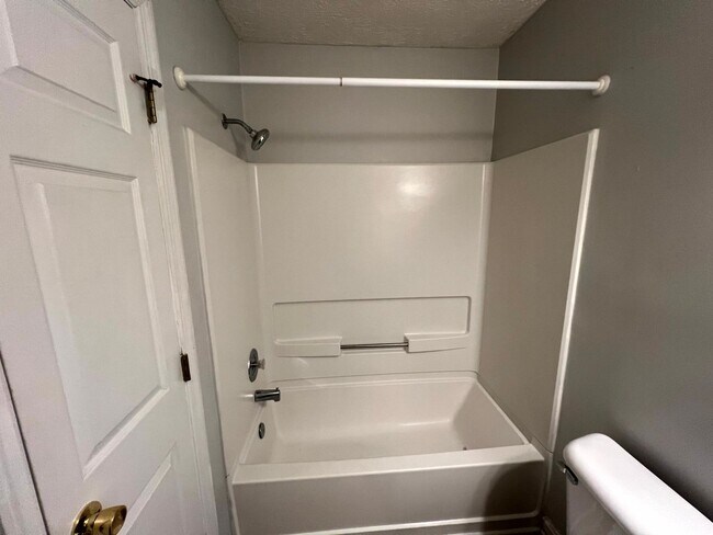 Building Photo - 5708 Icarus Cir