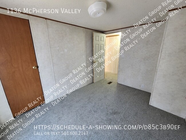 Building Photo - 1136 McPherson Valley Dr