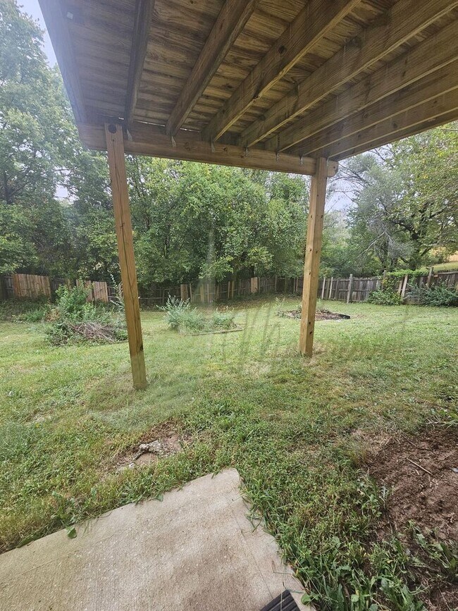 Building Photo - BEAUTIFUL HOME!!!