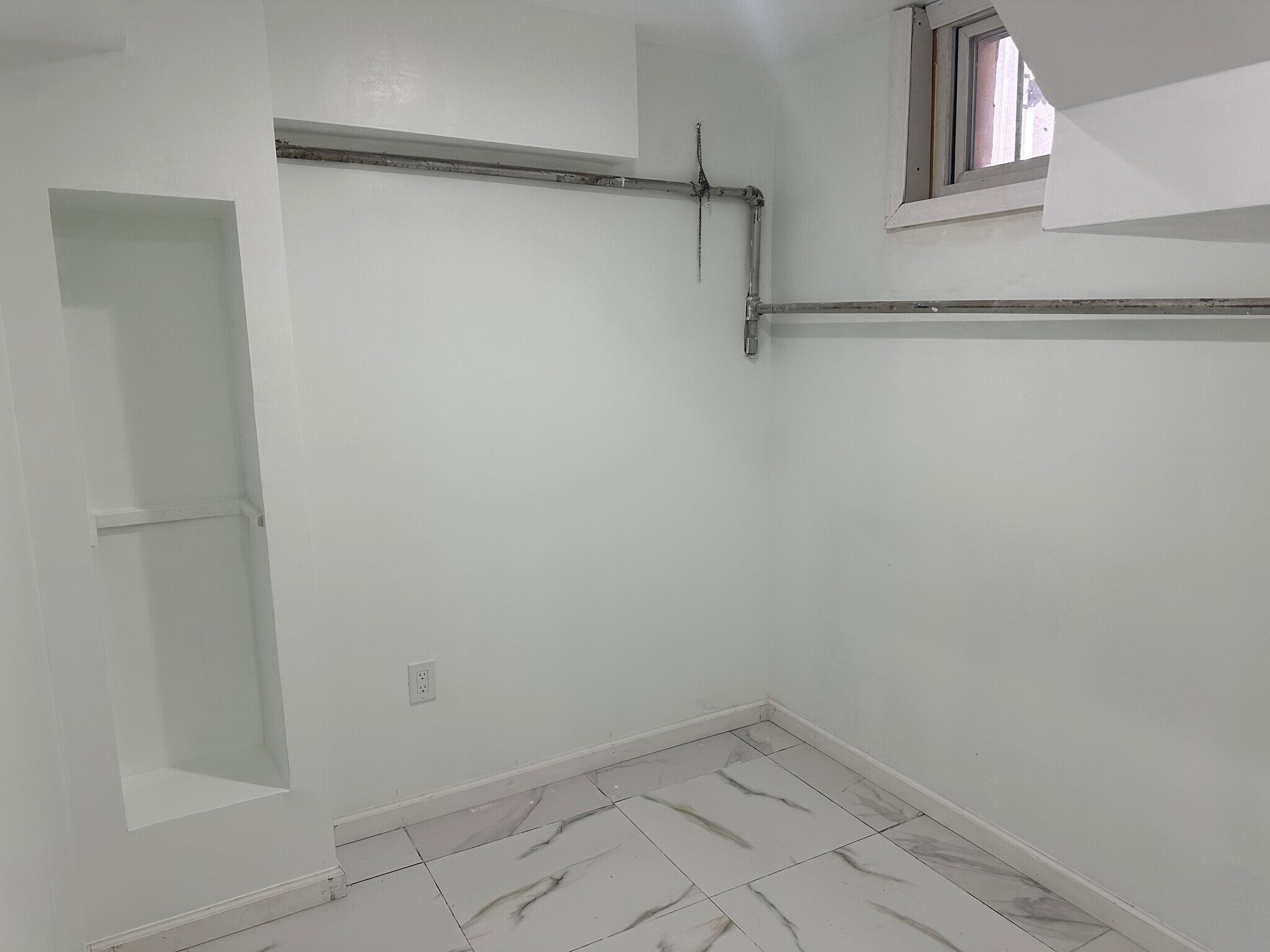 Bedroom 2 - 8260 166th St