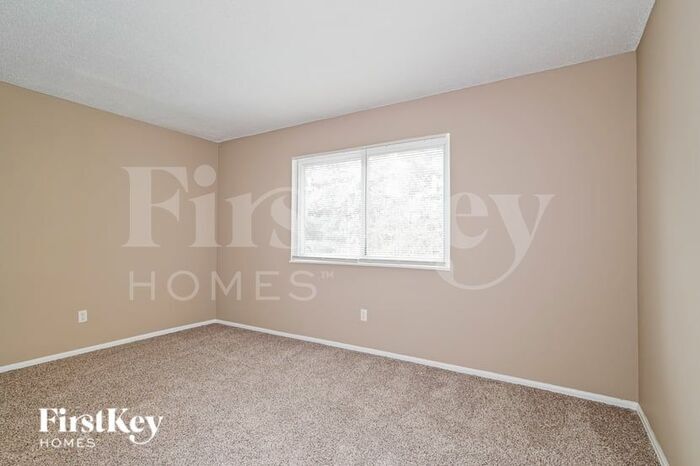 Building Photo - 6821 Chilham Dr