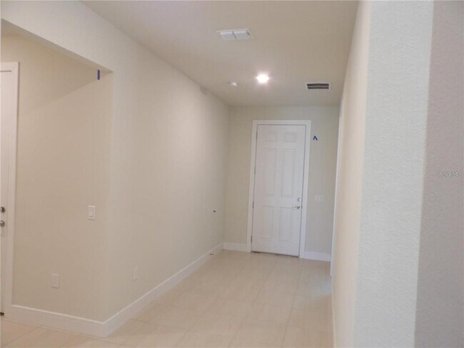 Building Photo - 17469 Back Bay Ct