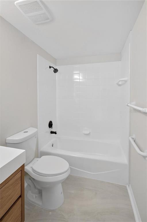 Building Photo - 5430 Eagles Point Cir