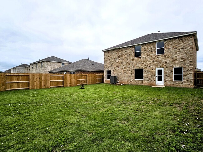 Building Photo - 1708 Amaranth Ln