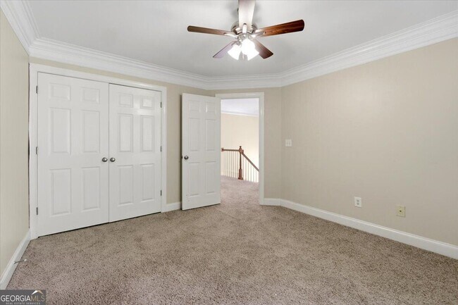 Building Photo - 728 Markhams Dr