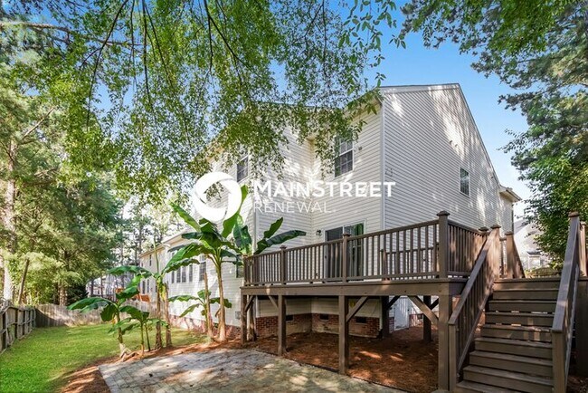 Building Photo - 5 Bedroom Pet-Friendly Home in Wake Forest, NC with Main Street Renewal