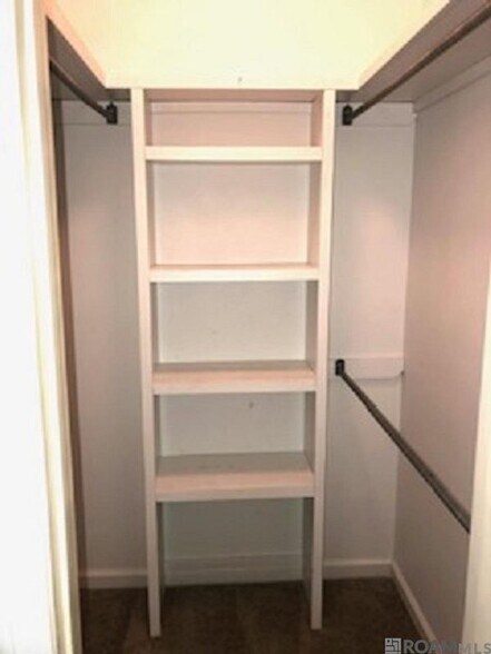 Building Photo - 38159 Willow Lake E Ave