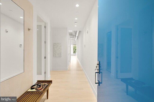 Building Photo - 1515 14th St NW