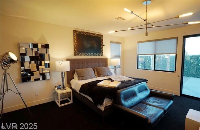 Building Photo - 9239 Beltana Ct