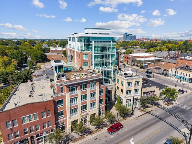 Building Photo - 1145 N High St