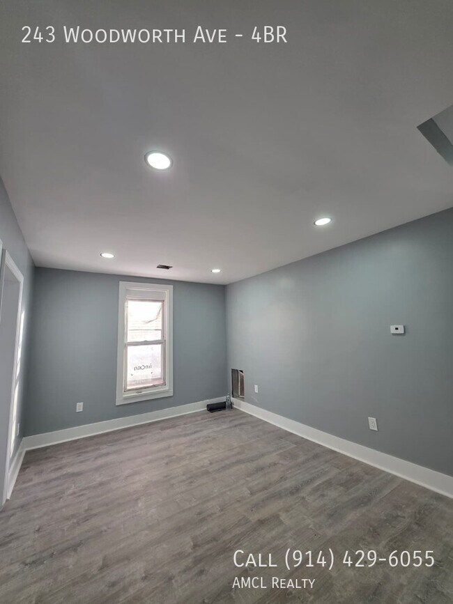 Building Photo - 243 Woodworth Ave