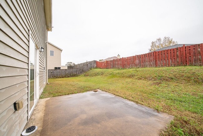 Building Photo - 3 bedroom 1.5 bath Phenix City, AL