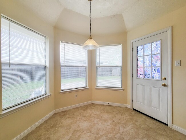 Building Photo - 14938 Brightbrook Dr