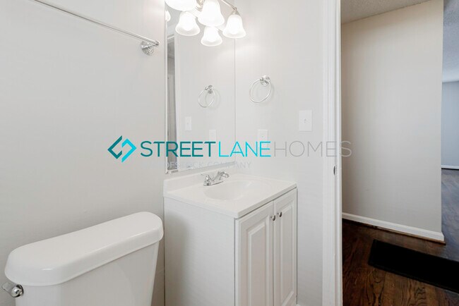 Building Photo - REDUCED! Charming 3 bedroom home in Birmin...