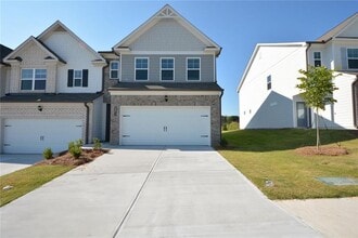 Building Photo - 3871 Brookburn Park