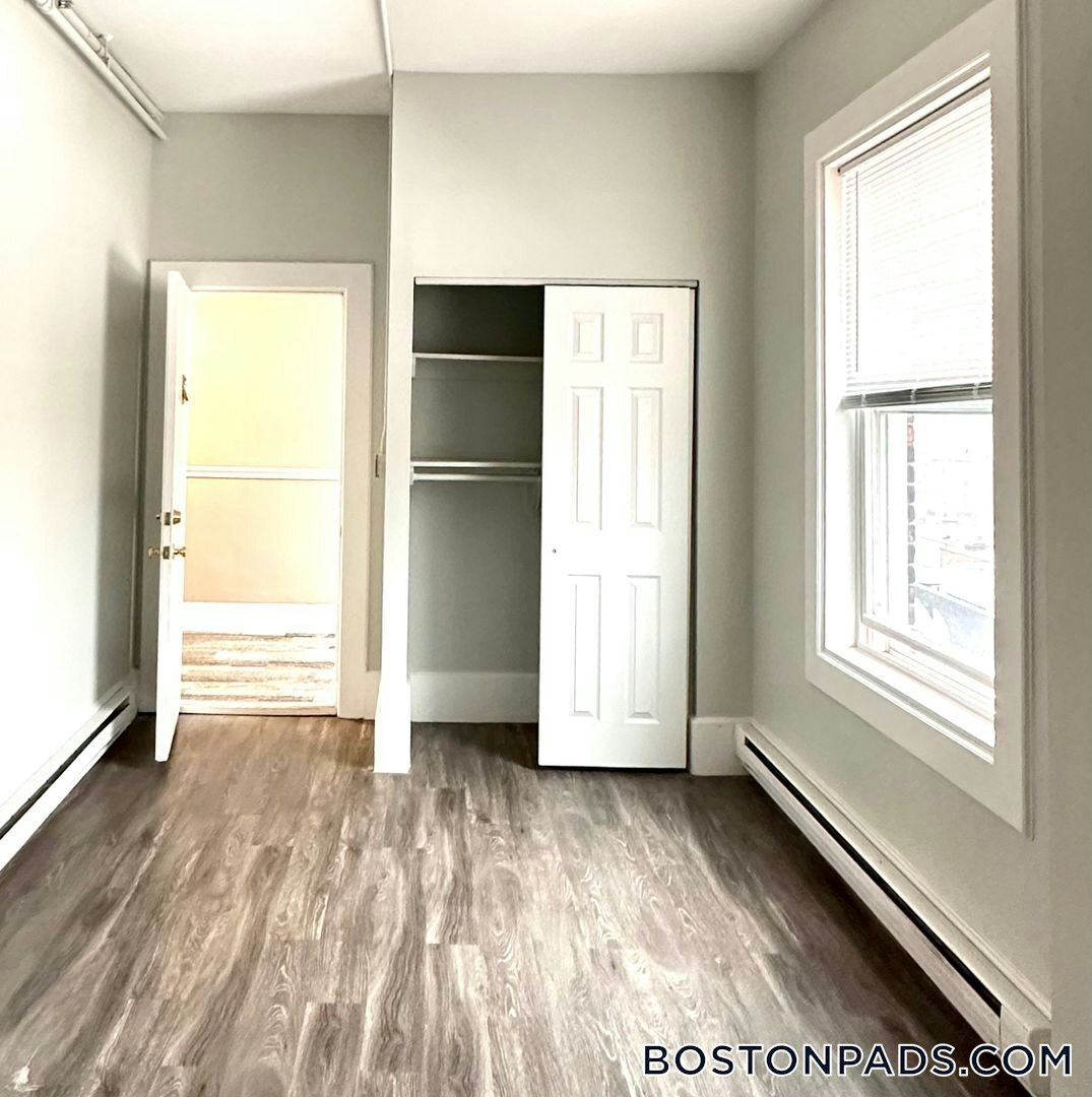 Building Photo - 50 Franklin St