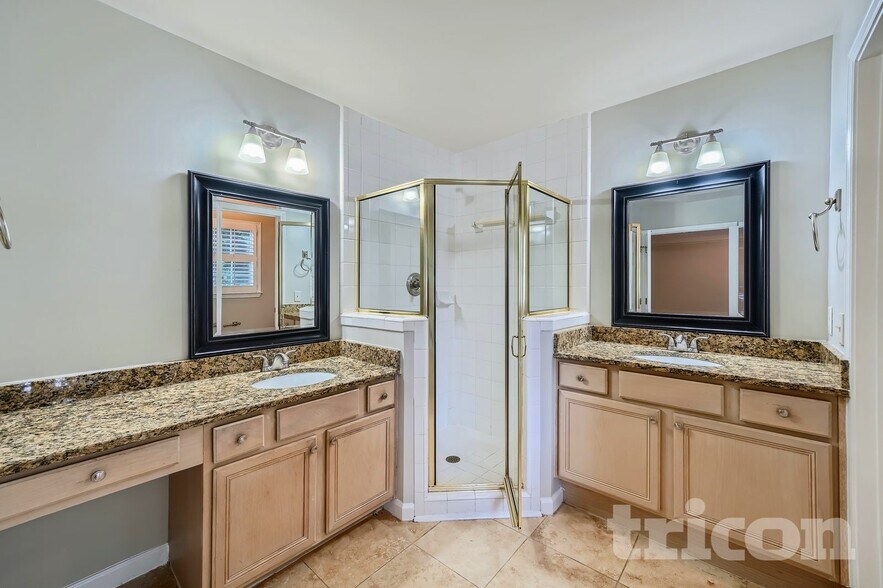 Building Photo - 3341 Rose Ridge