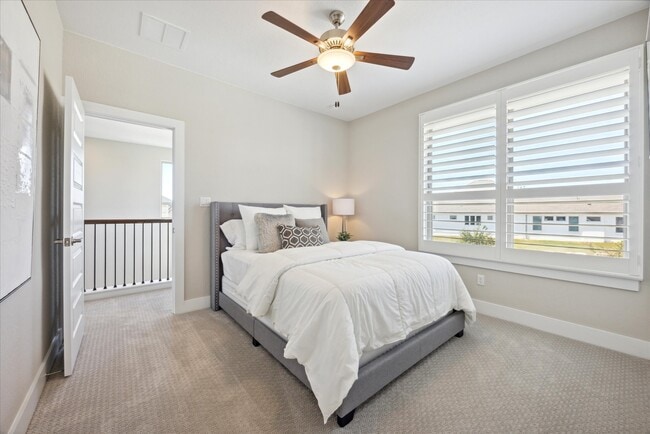 Building Photo - 6821 Little Serenity Cove