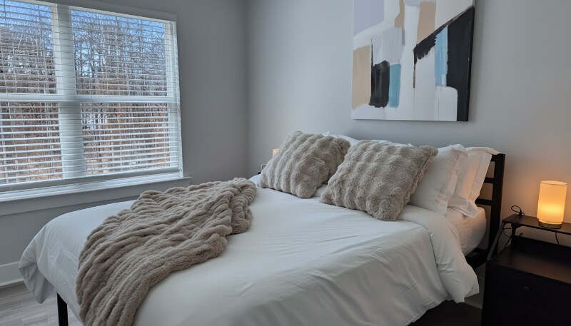 Building Photo - 2393 Highpoint Rd