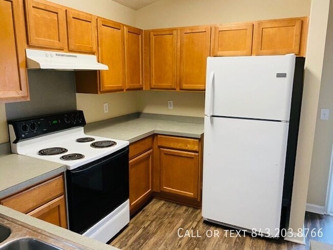 Building Photo - 414 Beverly Dr