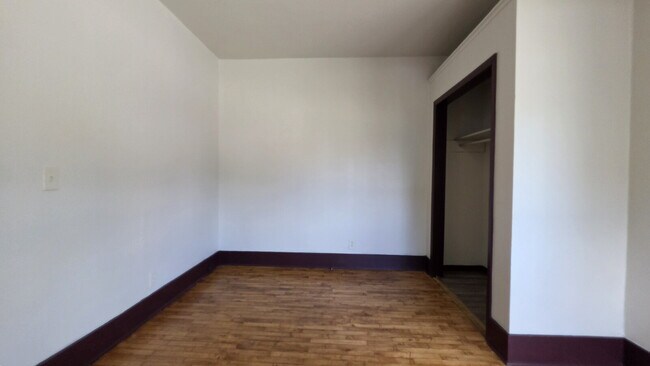 Building Photo - 1115 N Richmond St